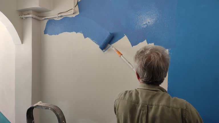 Best Wallpaper Removal and Painting  in Machias, WA